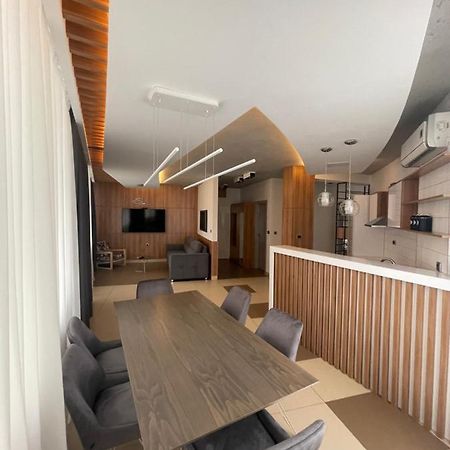 Ni Leo Lux 1 아파트 외부 사진