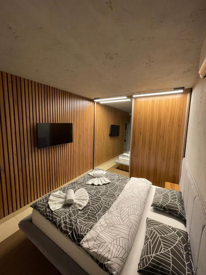 Ni Leo Lux 1 아파트 외부 사진